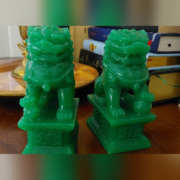 Wealth Porsperity Pair of Fu Foo Dogs Guardian Lion Statues💚✨️ - Picture 3 of 3